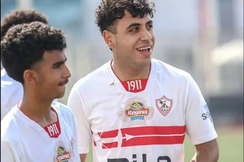 مصدر ليلا كورة: الزمالك يحصن أيمن أمير عبد العزيز بعقد طويل الأمد